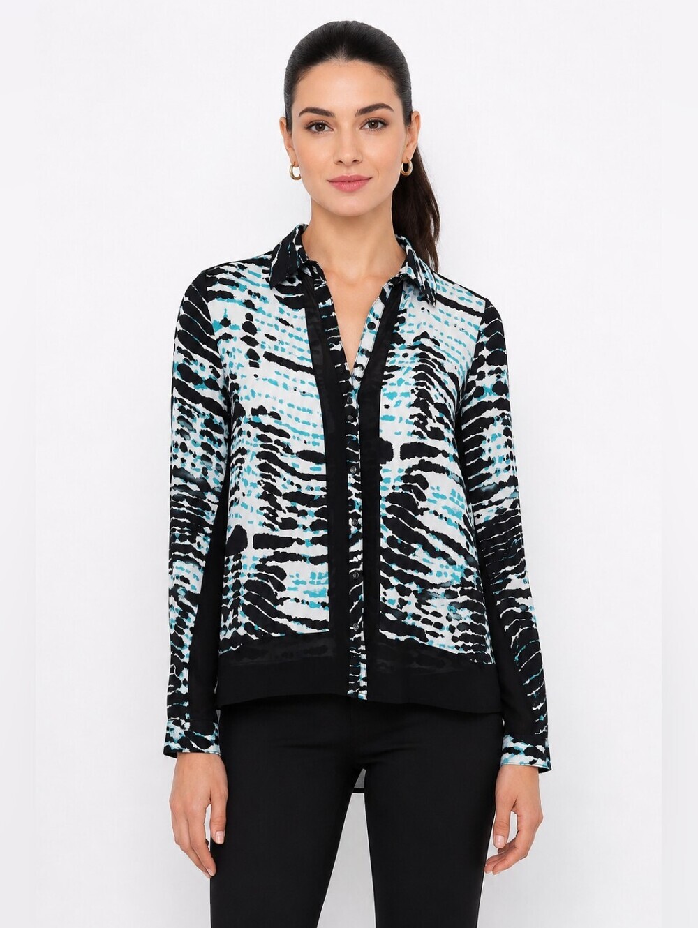 Siberian Women's Zebra Printed Button-Front  in Black and Aqua. Size 40 (USA M)
